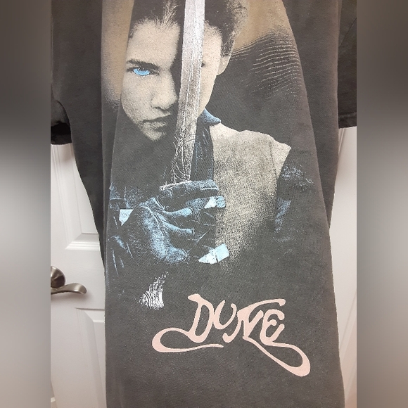 Culture King Goat Crew X Dune 2 Syfy Chani (Zendaya) Heavyweight Graphic T-Shirt - Picture 7 of 10